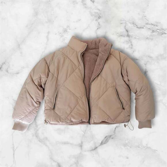 Love Tree Jackets & Blazers - Love Tree Reversible Teddy Bear Puffer Jacket Tan Cozy Sherpa Coat